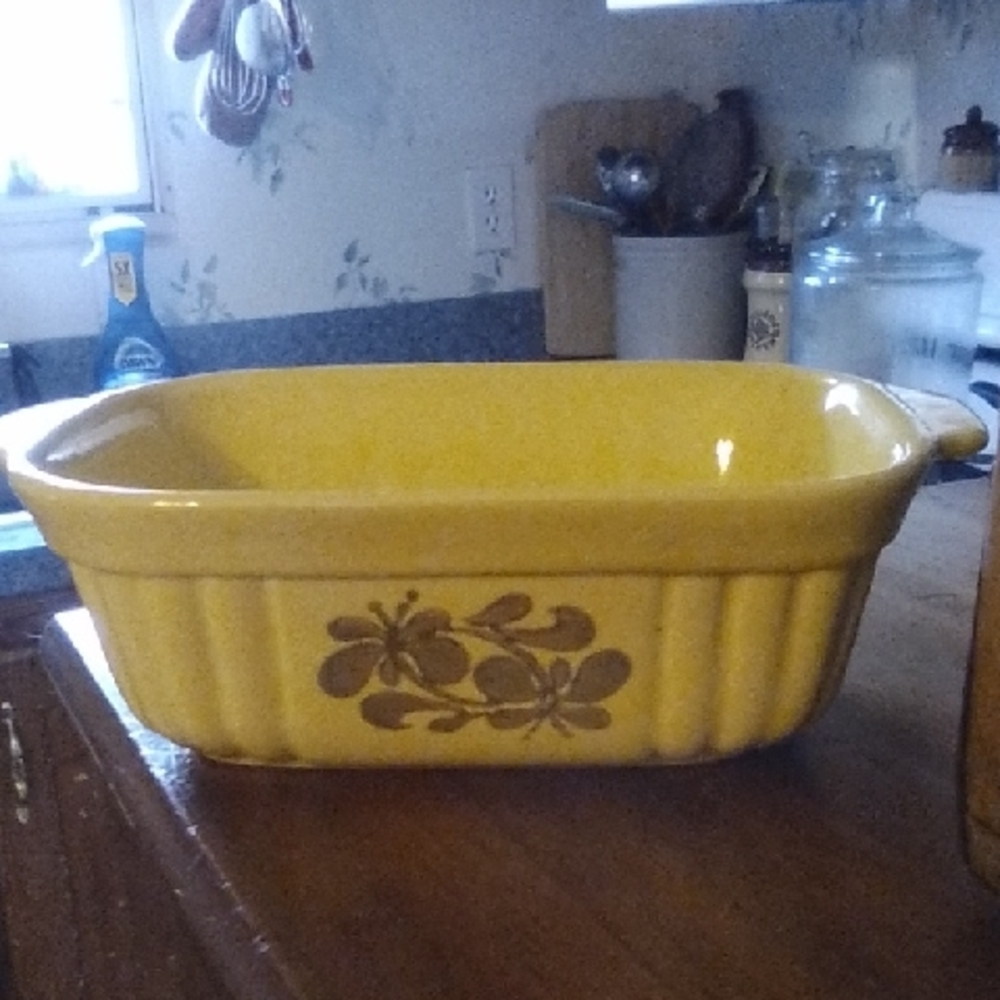 Yellow Floral Baking Dish